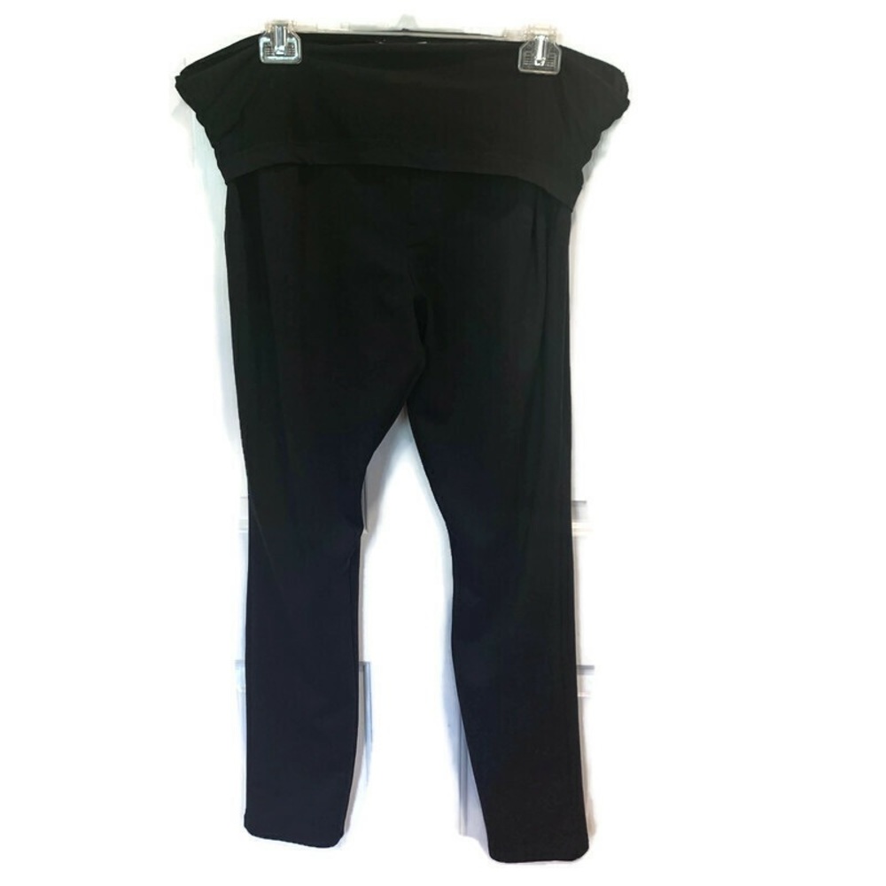 Liz Lange Maternity black leggings size Large